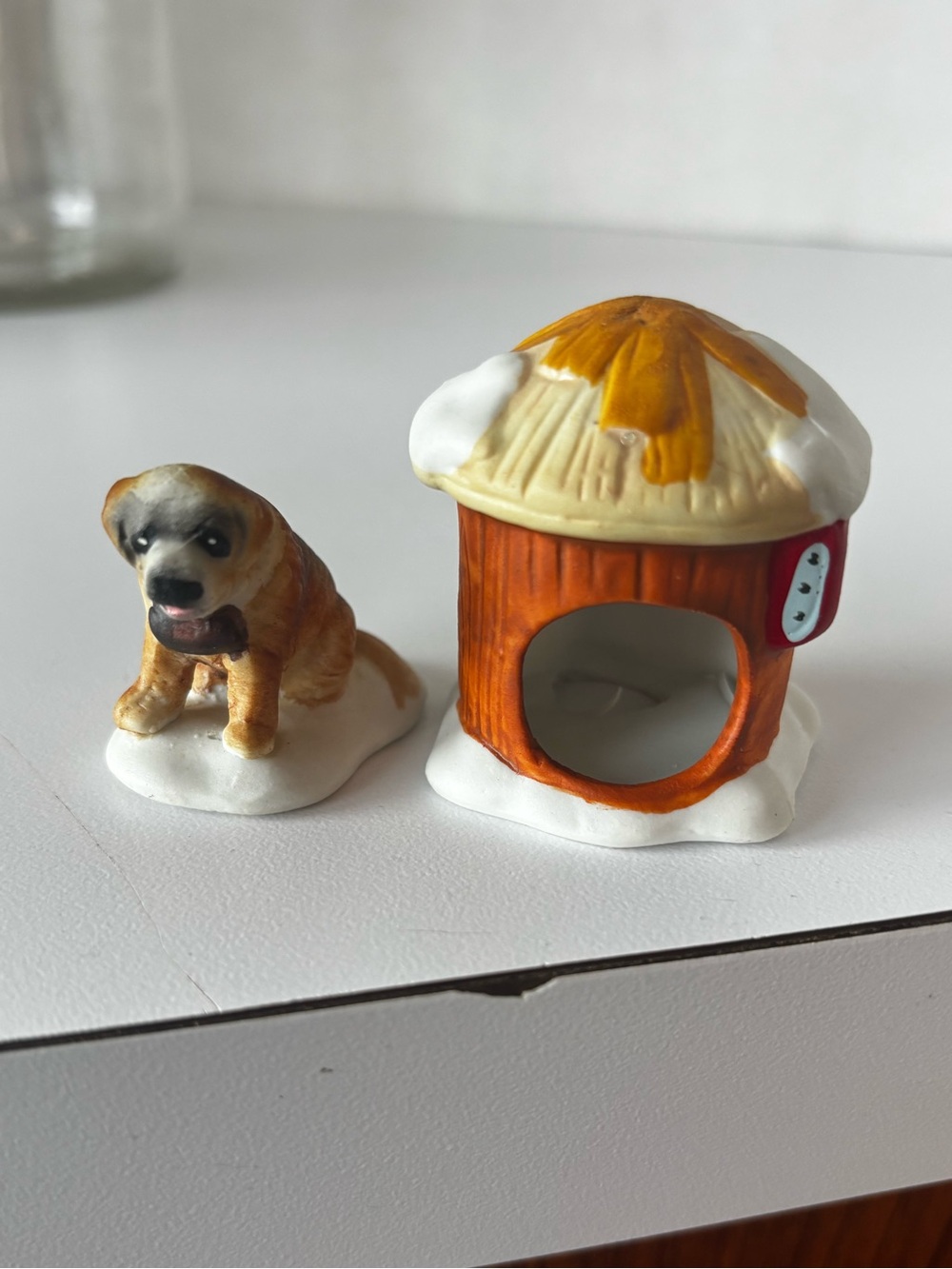 Vintage 1998 Lemax Dog and Dog House Figurine